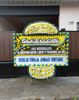 Papan Bunga Duka di Karangduwet