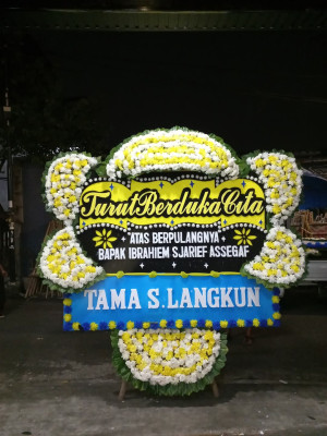 Papan Bunga Duka di Karangduwet